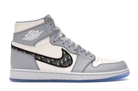 jordan y dior precio|Dior jordan 1 high shoes.